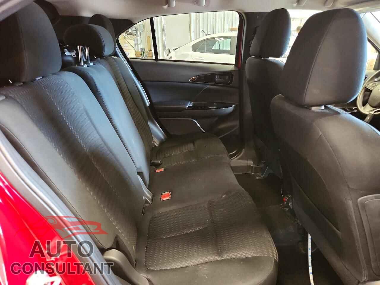 MITSUBISHI ECLIPSE 2024 - JA4ATVAAXRZ015351