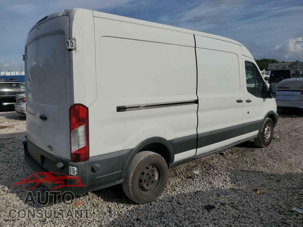 FORD TRANSIT 2015 - 1FTNR2CM2FKB04458