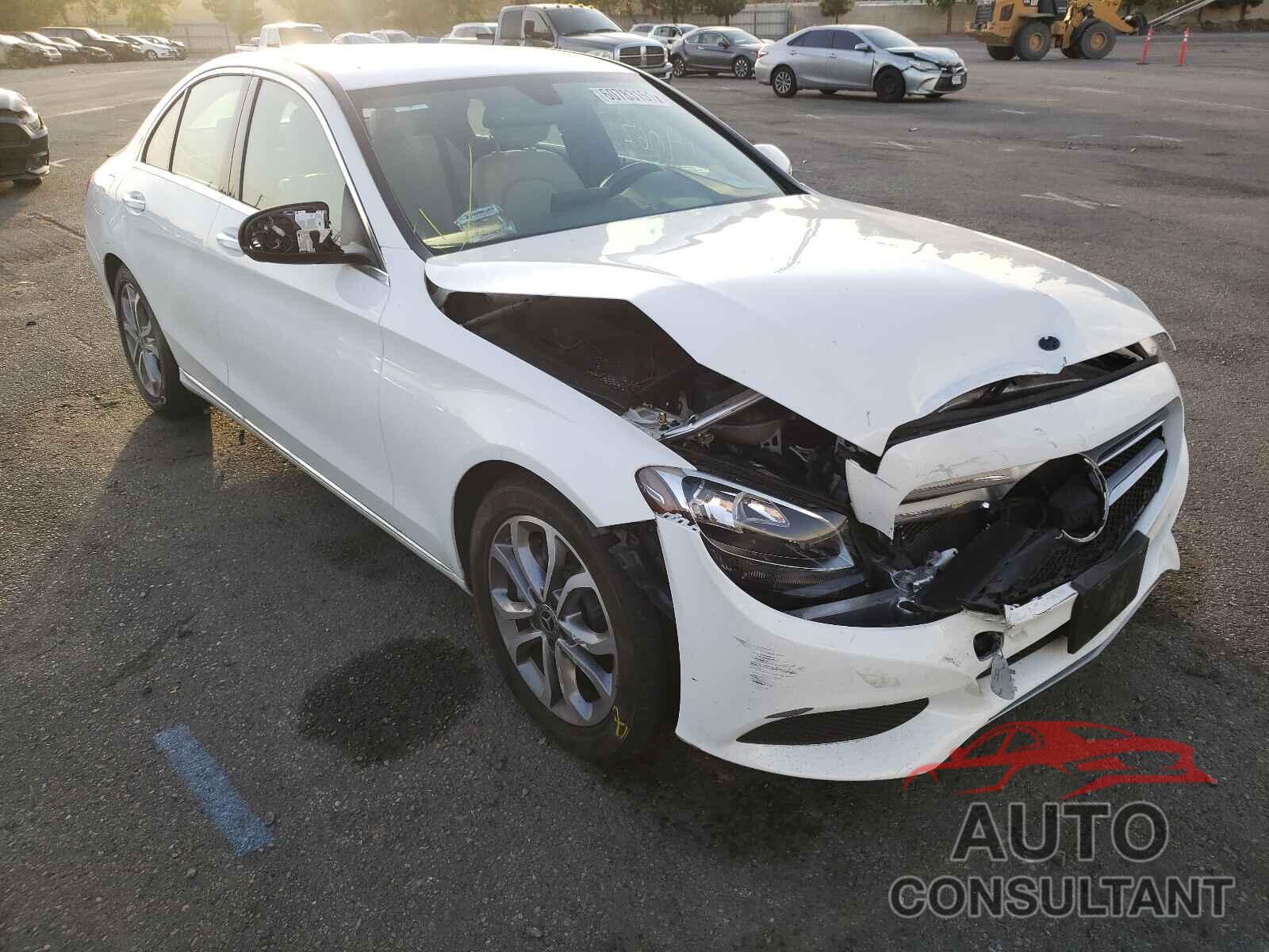 MERCEDES-BENZ C-CLASS 2018 - 55SWF4JB0JU254289