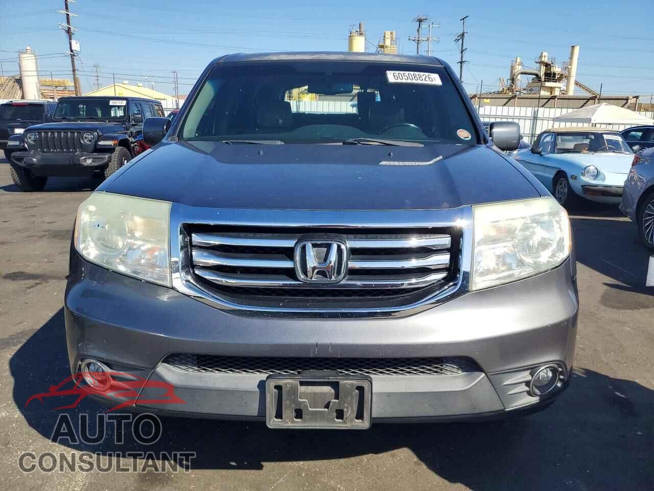 HONDA PILOT 2013 - 5FNYF4H53DB033672