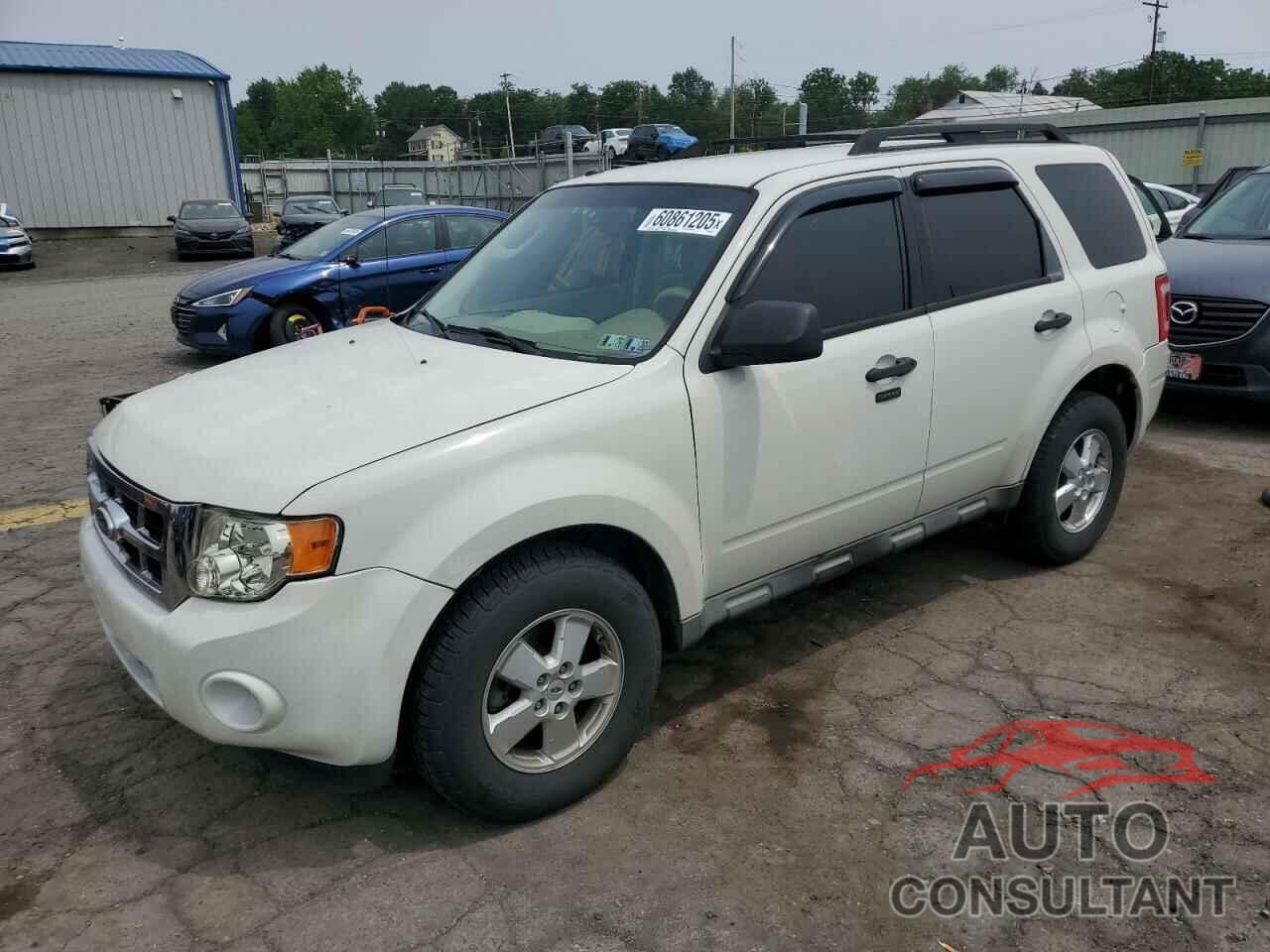 FORD ESCAPE 2010 - 1FMCU9D75AKB95205