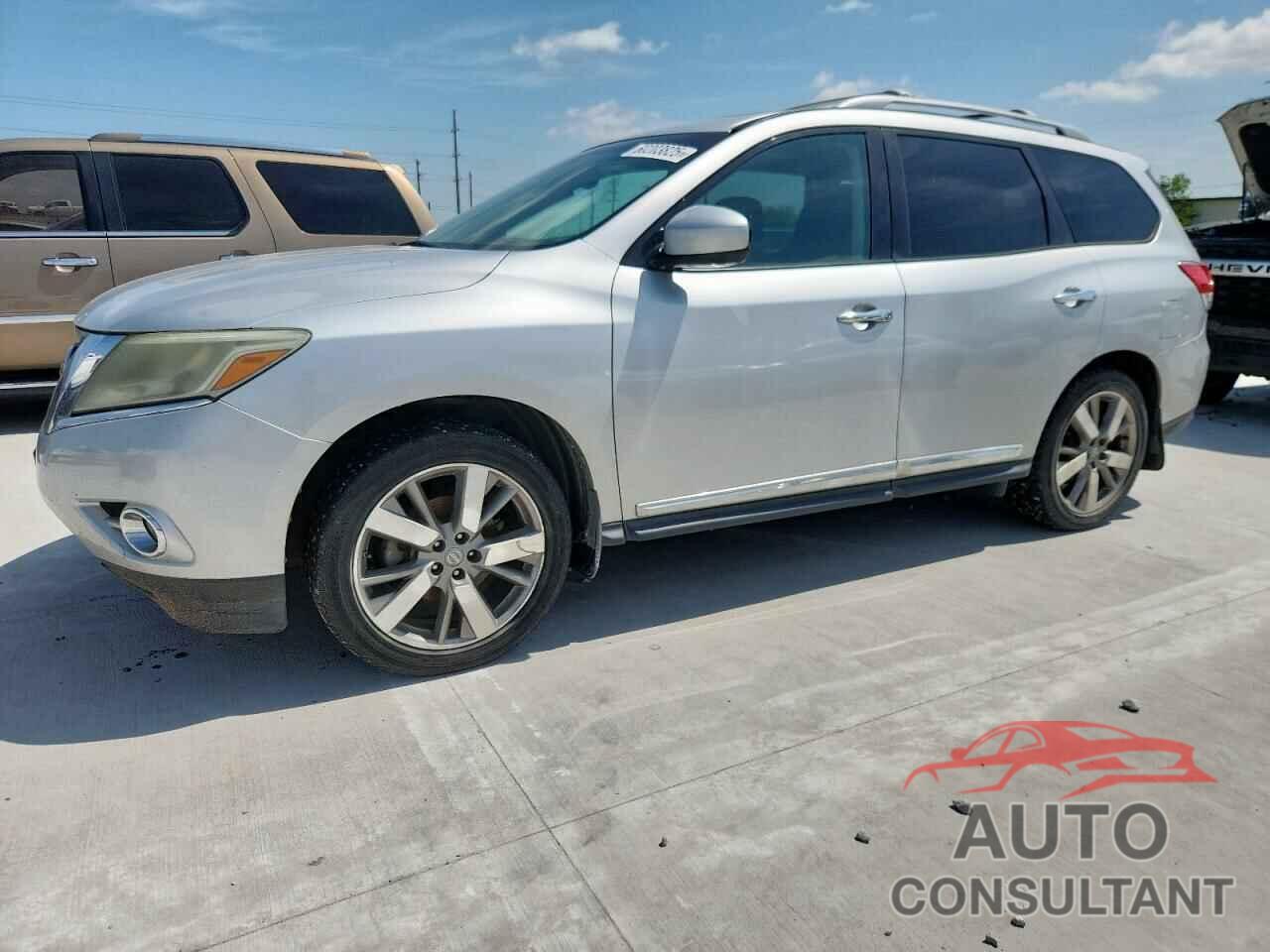 NISSAN PATHFINDER 2014 - 5N1AR2MM5EC613171