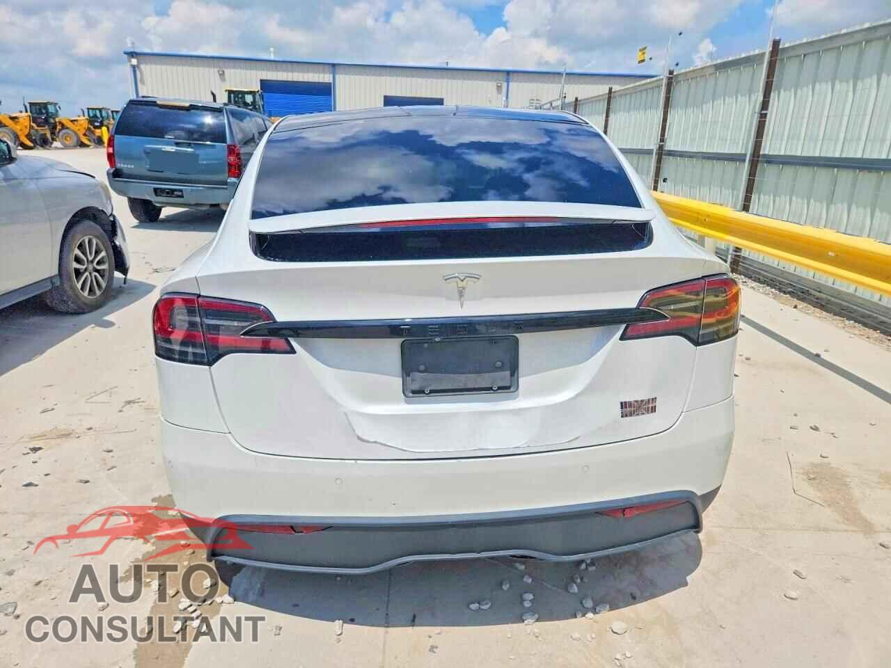 TESLA MODEL X 2022 - 7SAXCBE61NF357746