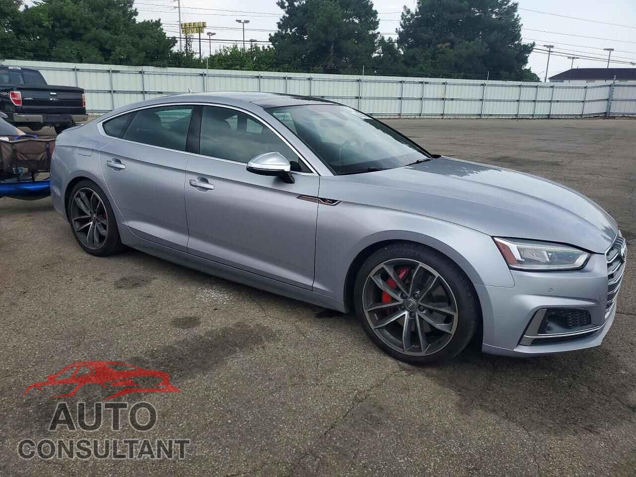 AUDI S5/RS5 2018 - WAUC4CF51JA009918