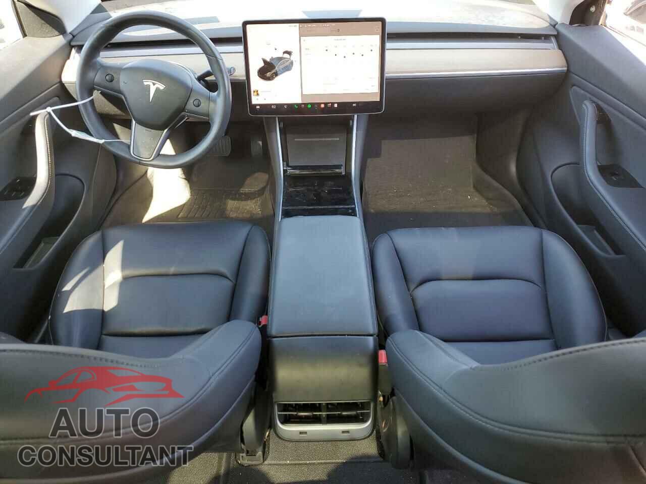 TESLA MODEL 3 2019 - 5YJ3E1EB3KF193439