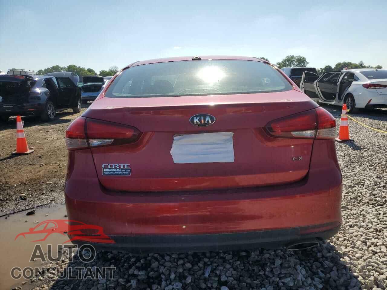 KIA FORTE 2017 - 3KPFL4A82HE052679