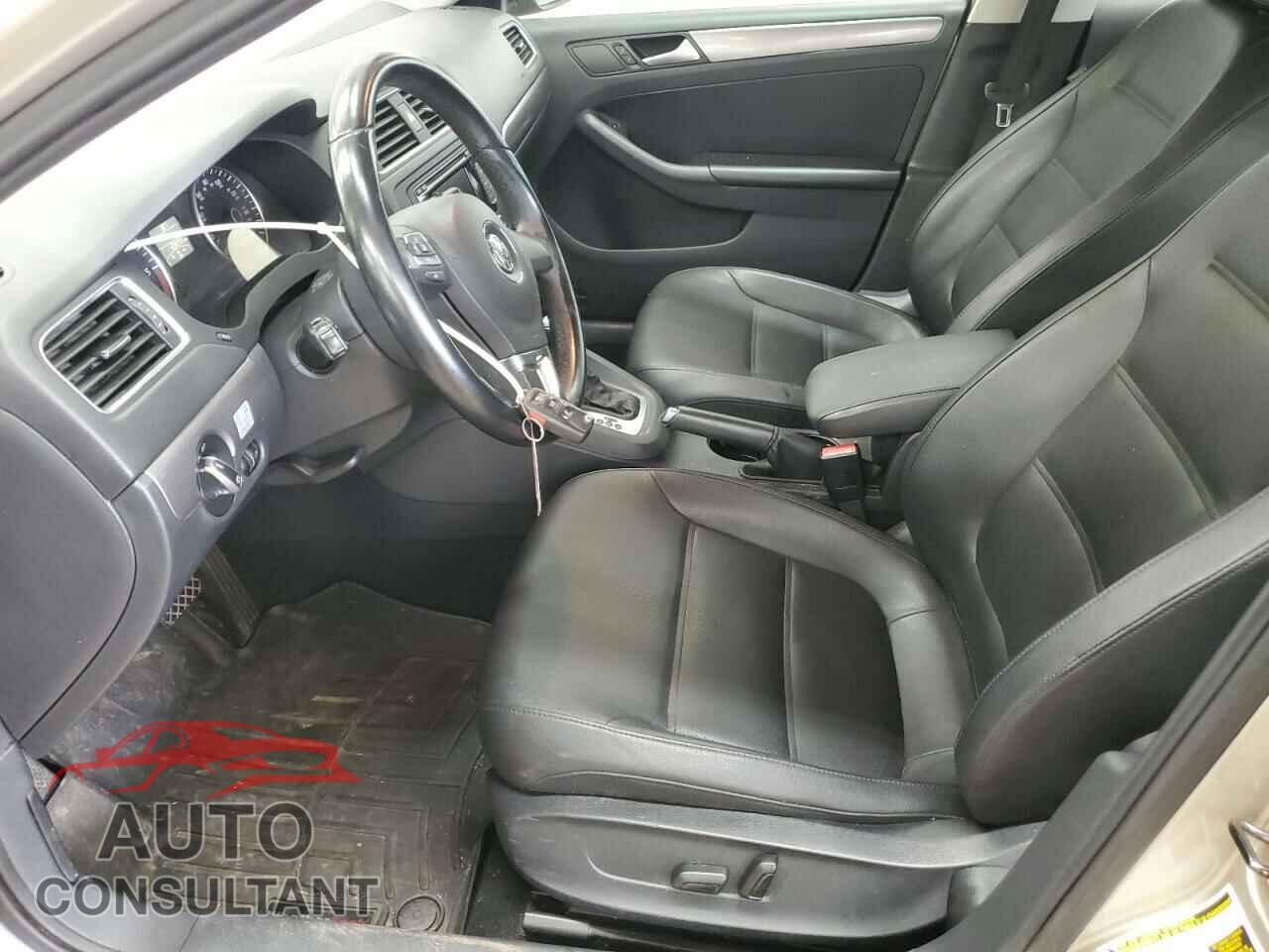 VOLKSWAGEN JETTA 2014 - 3VWLL7AJ9EM261908