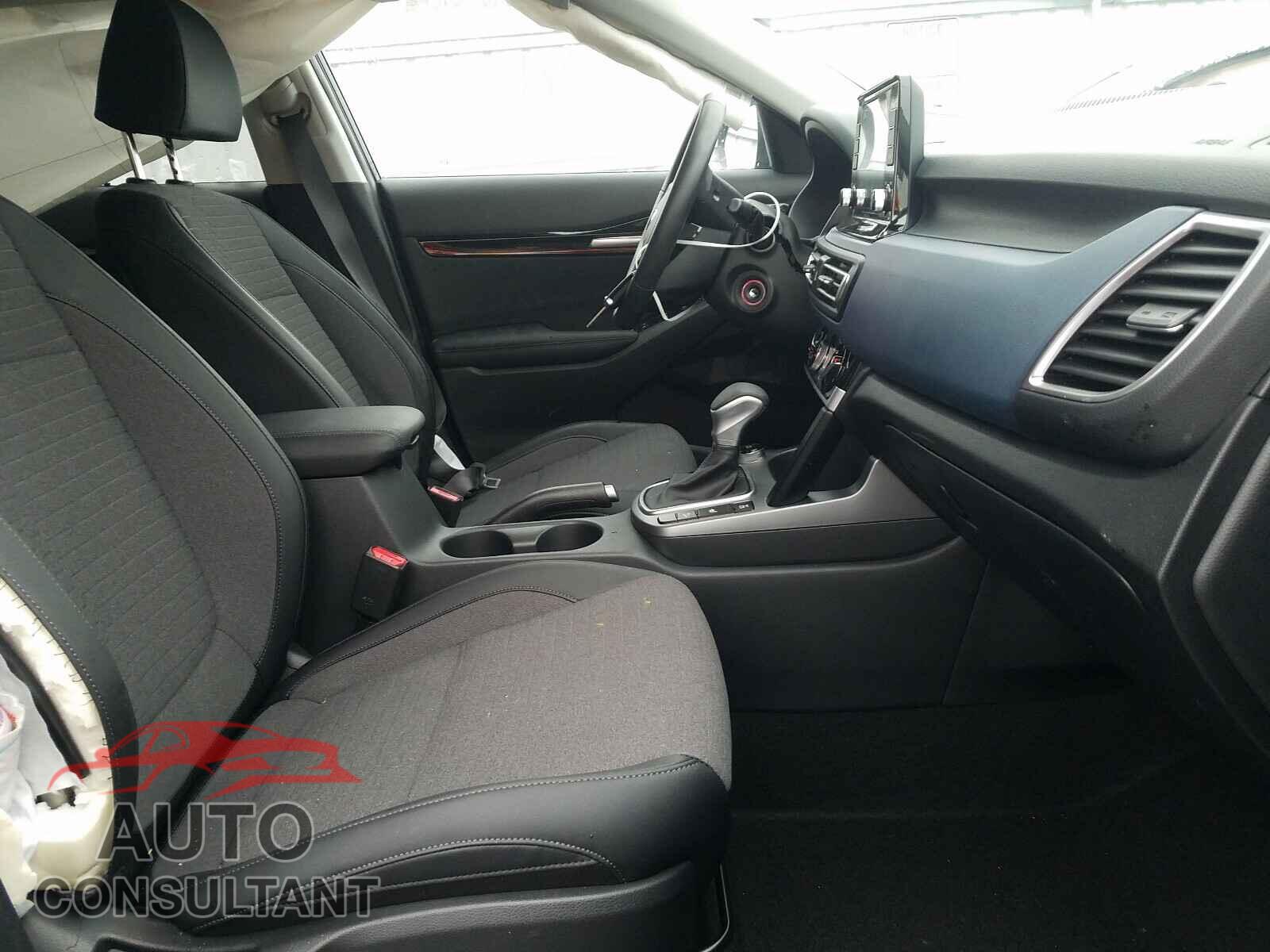 KIA SELTOS 2021 - KNDEUCAA5M7076149