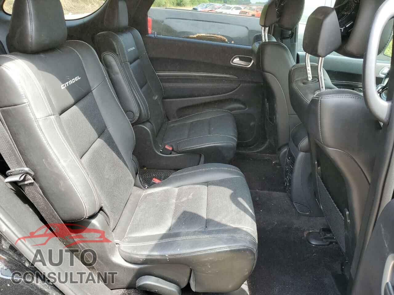 DODGE DURANGO 2018 - 1C4SDJET7JC328067
