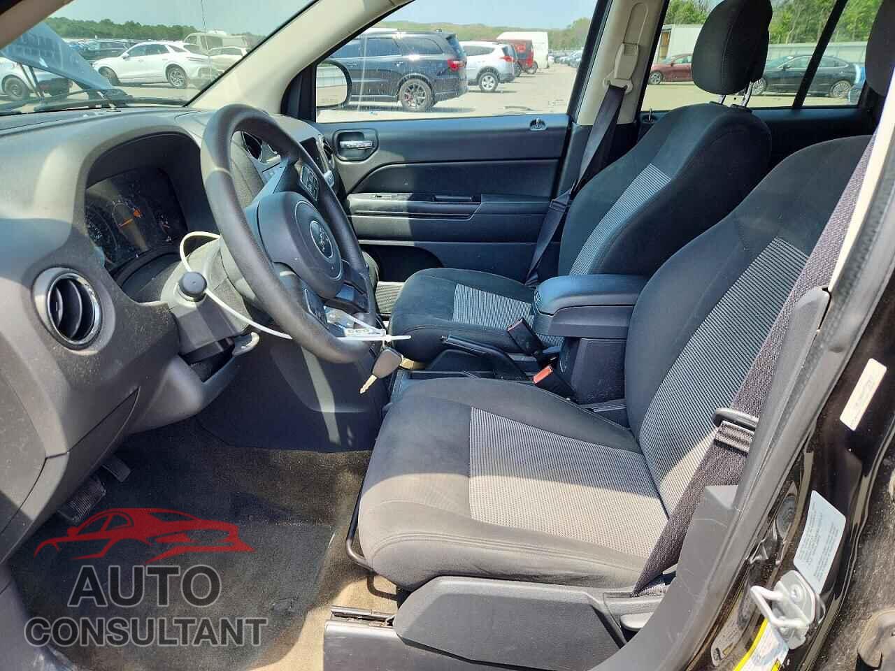 JEEP COMPASS 2017 - 1C4NJDBB9HD105813