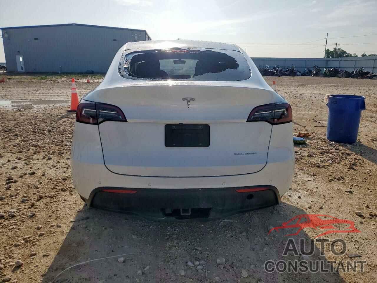 TESLA MODEL Y 2022 - 7SAYGAEE7NF469218