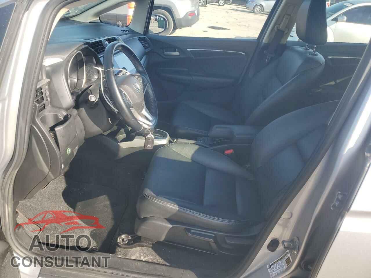 HONDA FIT 2017 - JHMGK5H91HS008907