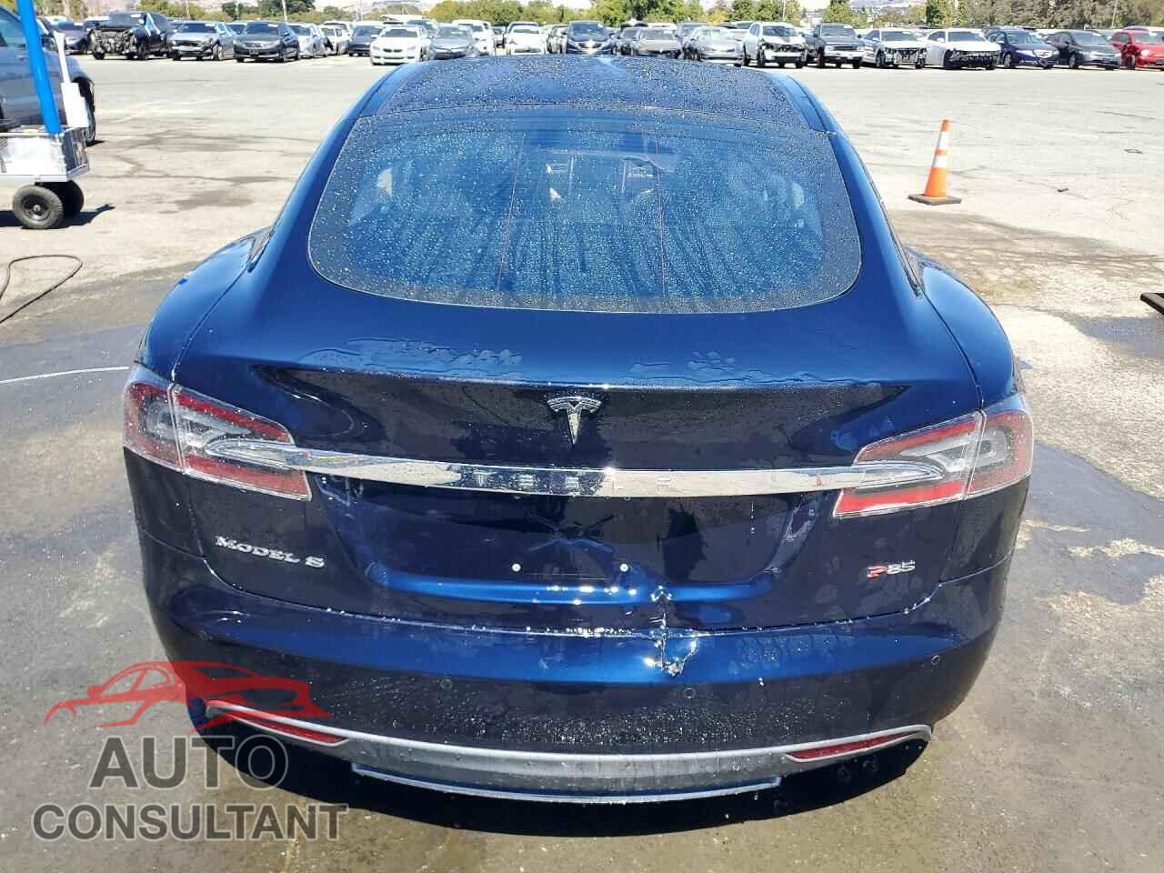 TESLA MODEL S 2013 - 5YJSA1CP4DFP25743