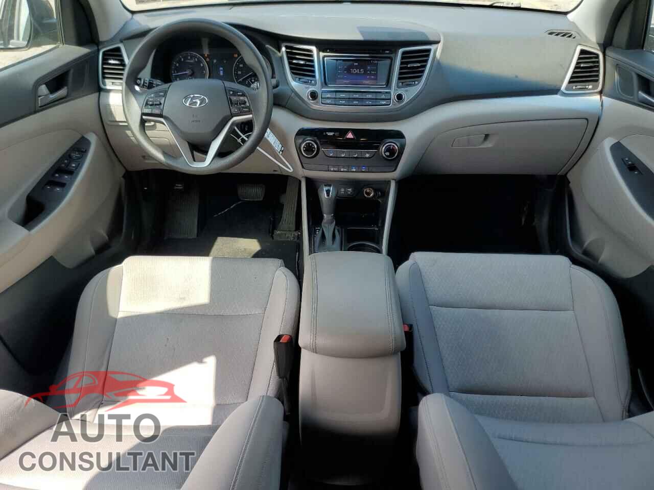 HYUNDAI TUCSON 2017 - KM8J3CA43HU486141