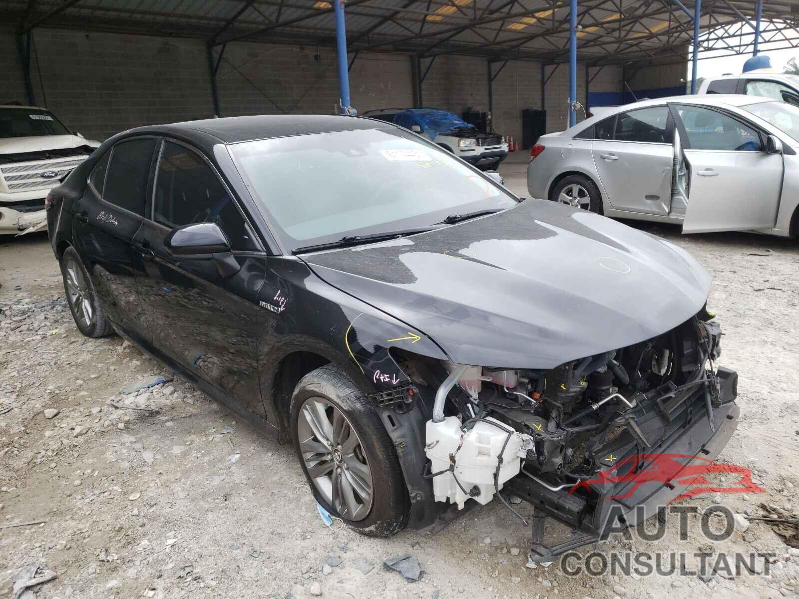 TOYOTA CAMRY 2018 - 4T1B31HK5JU001632