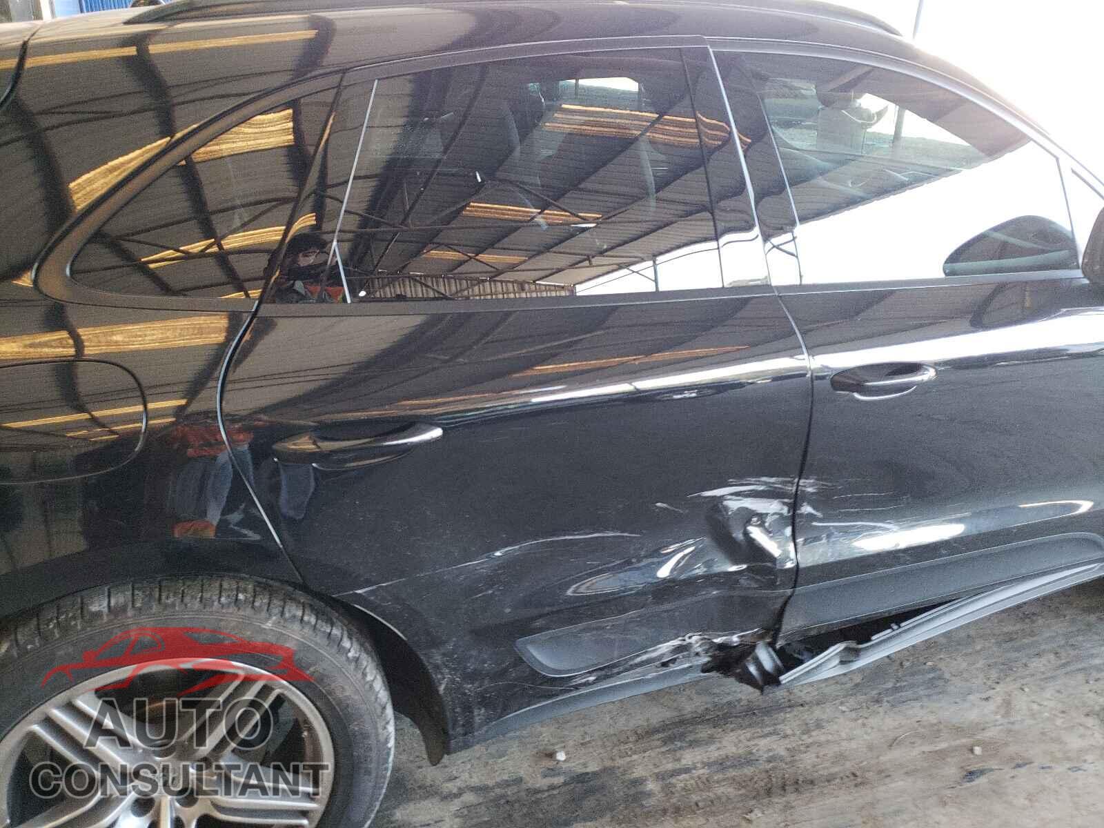 PORSCHE MACAN 2018 - WP1AA2A53JLB11342