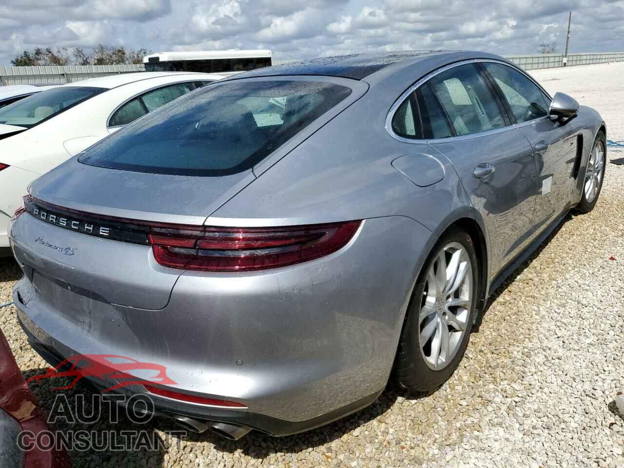 PORSCHE PANAMERA 2017 - WP0AB2A70HL122518