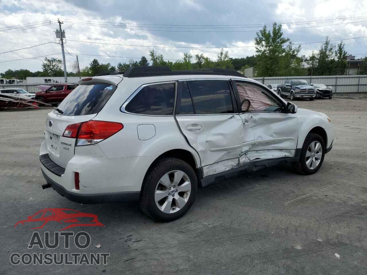 SUBARU OUTBACK 2012 - 4S4BRBKC3C3217591