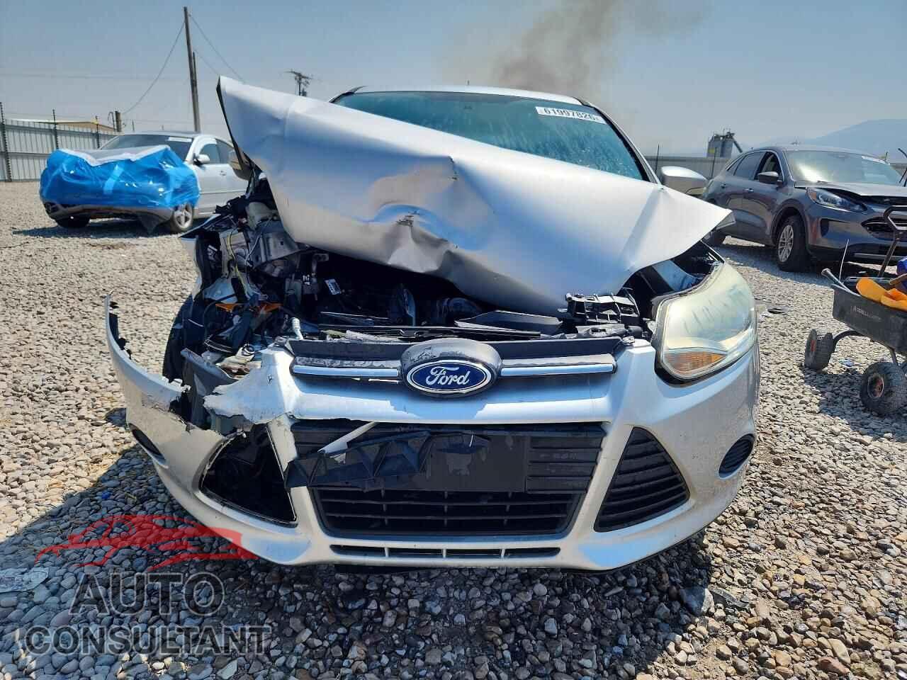 FORD FOCUS 2014 - 1FADP3K27EL413882