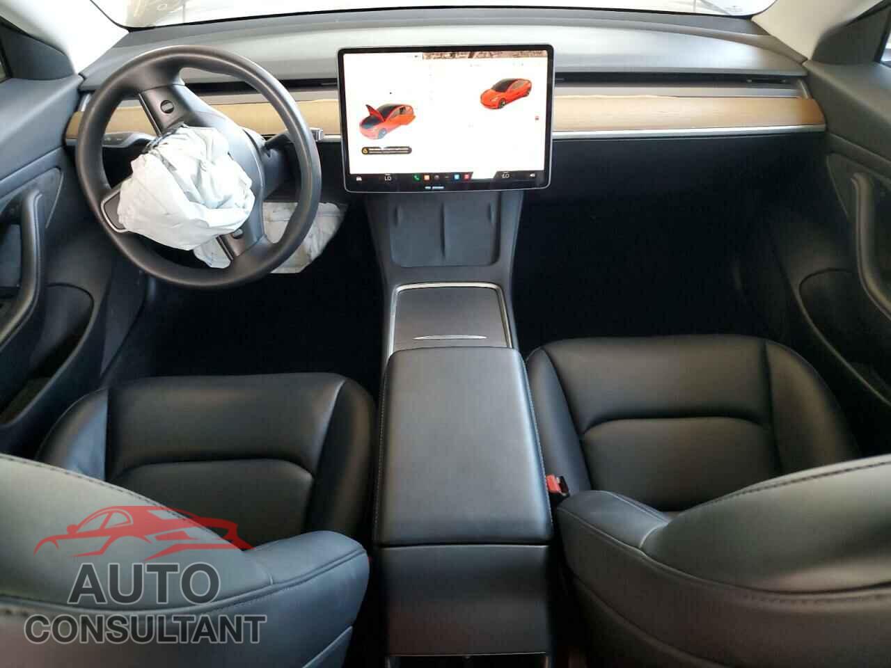 TESLA MODEL 3 2021 - 5YJ3E1EA3MF906124