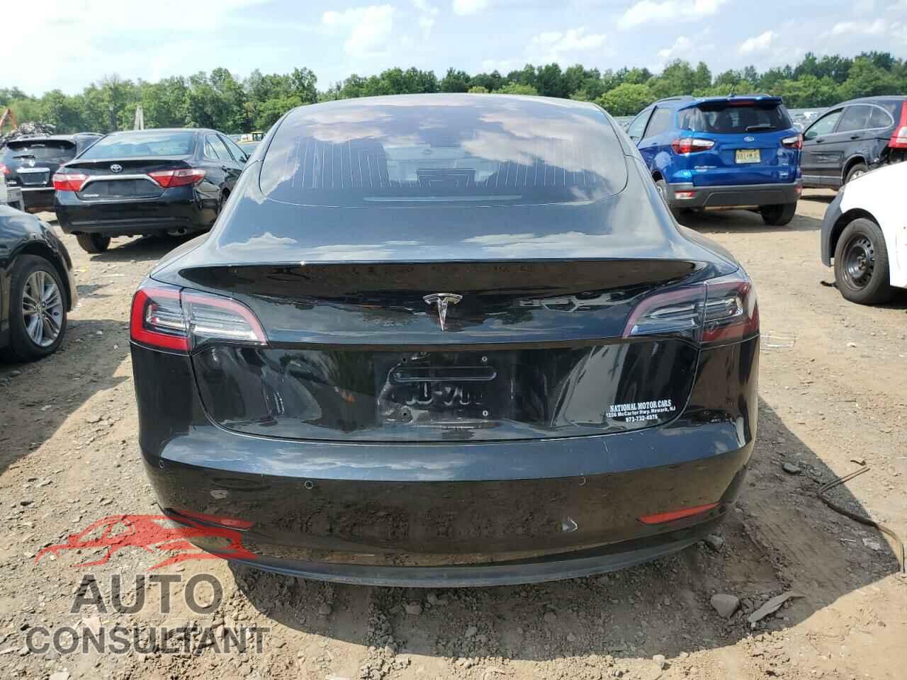 TESLA MODEL 3 2018 - 5YJ3E1EA5JF152218