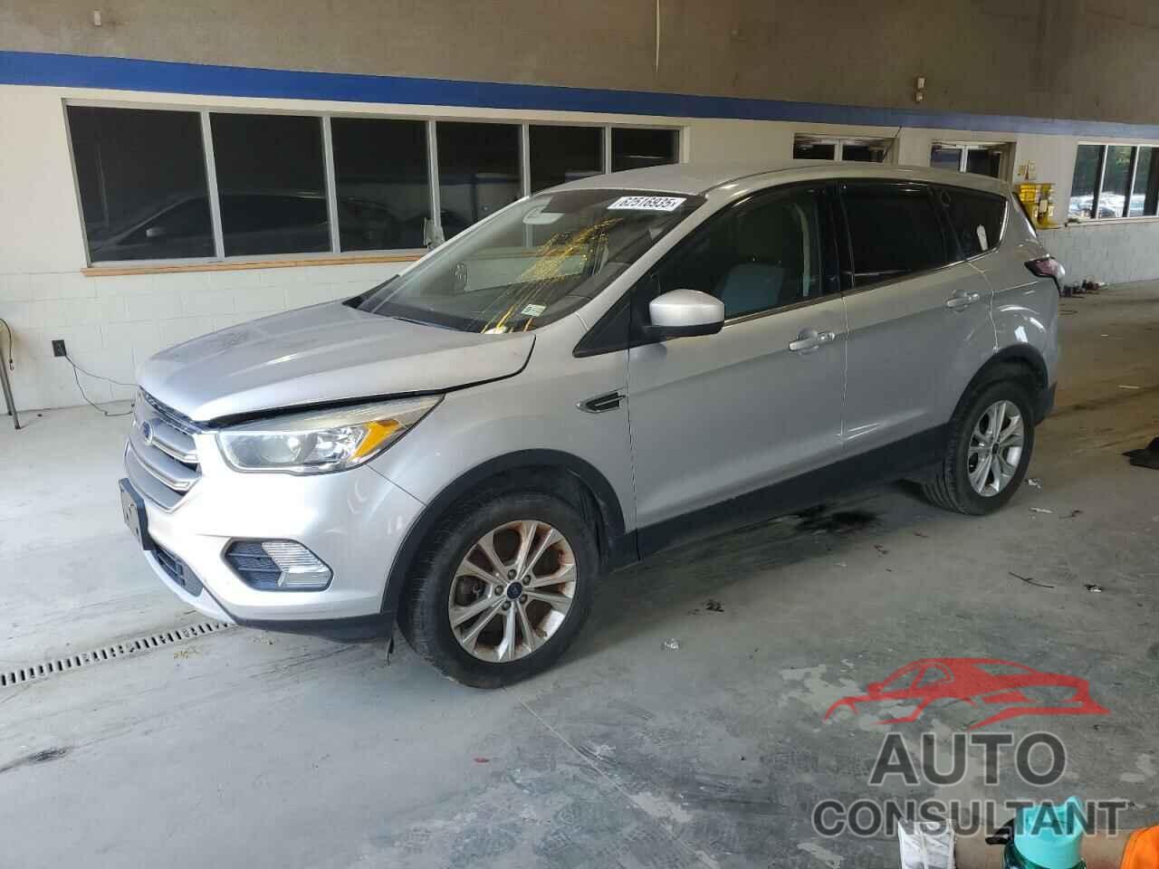 FORD ESCAPE 2017 - 1FMCU9GD7HUB71133