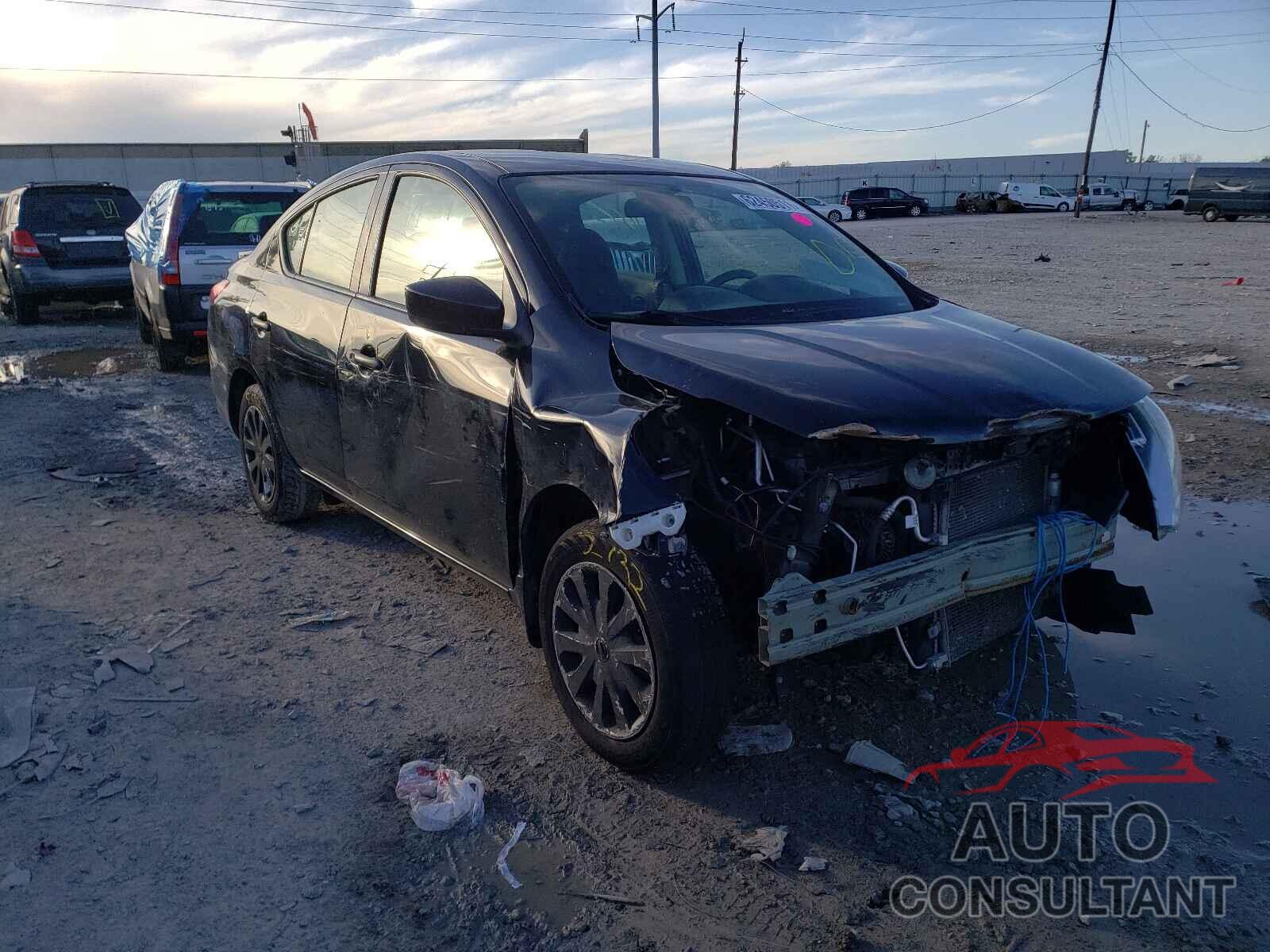 NISSAN VERSA 2017 - 3N1CN7AP2HL822495