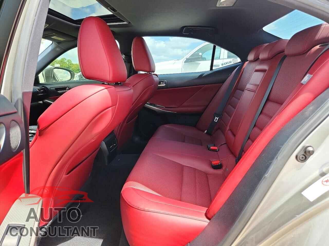 LEXUS IS 2017 - JTHBE1D24H5028652