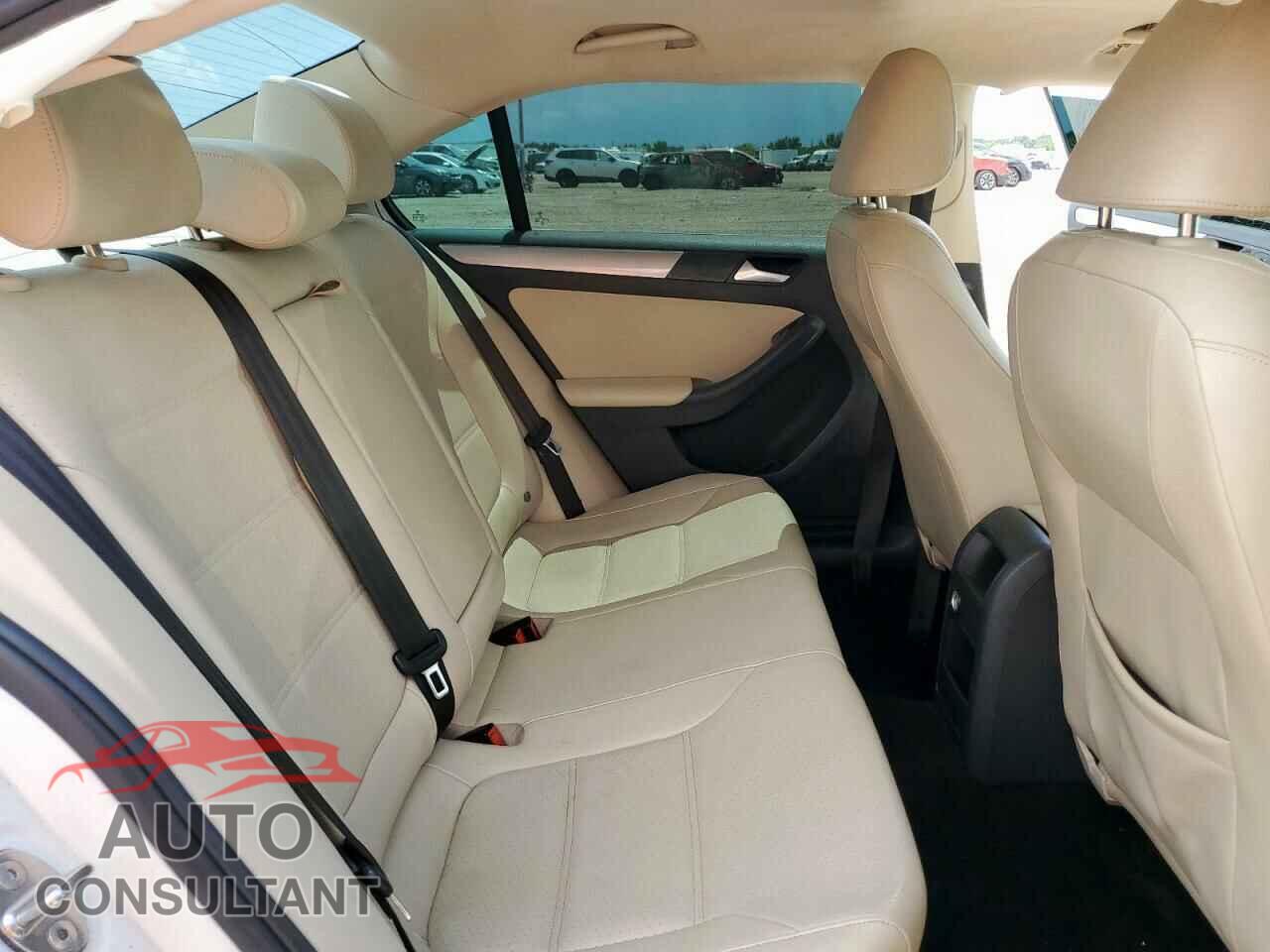 VOLKSWAGEN JETTA 2017 - 3VWDB7AJ1HM384596