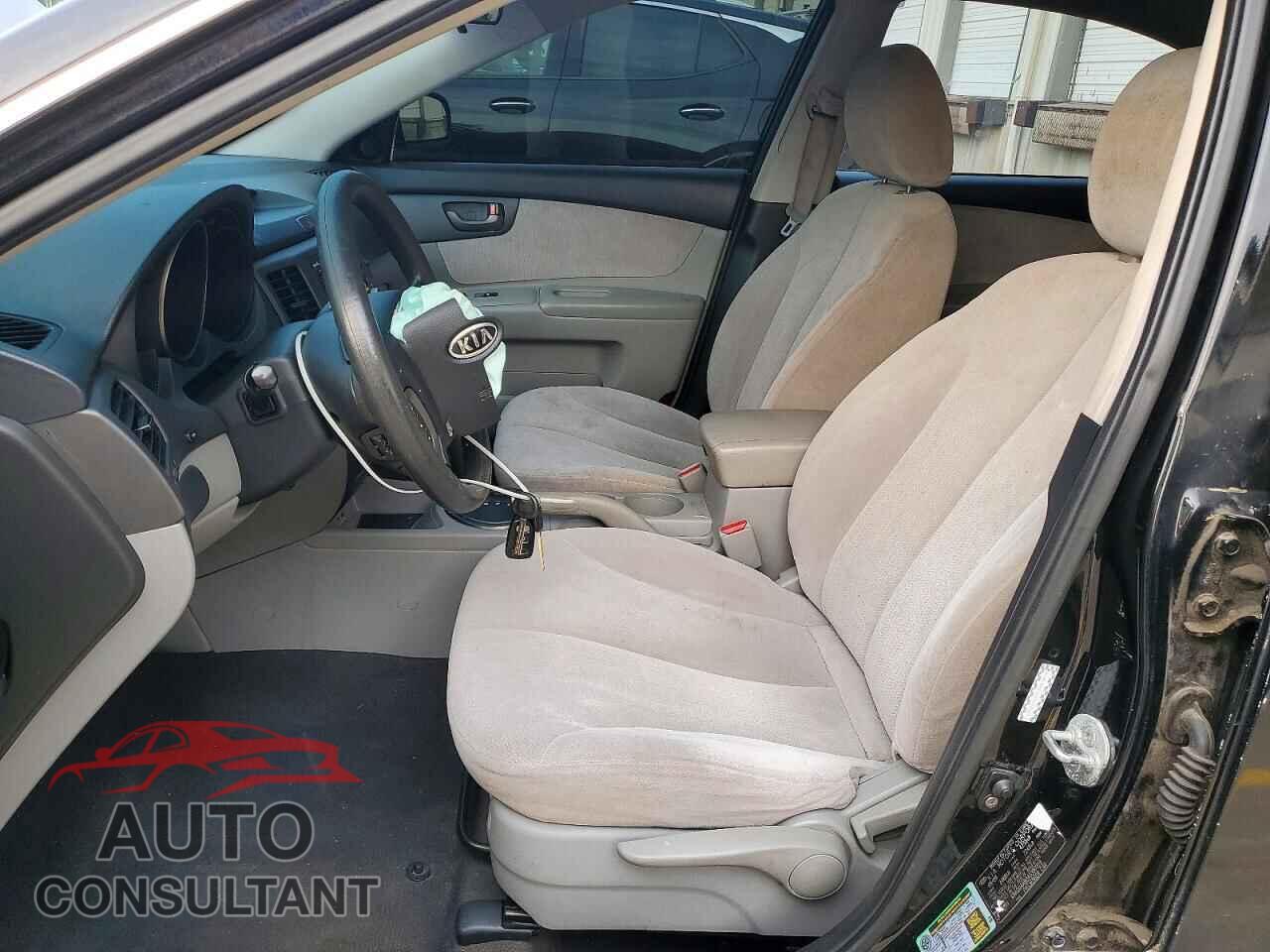 KIA OPTIMA 2010 - KNAGG4A80A5390329