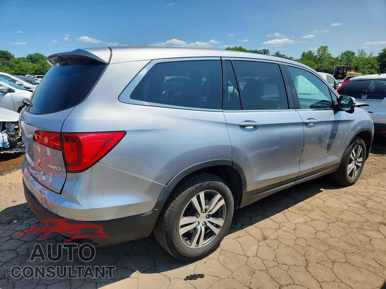 HONDA PILOT 2018 - 5FNYF6H57JB036307