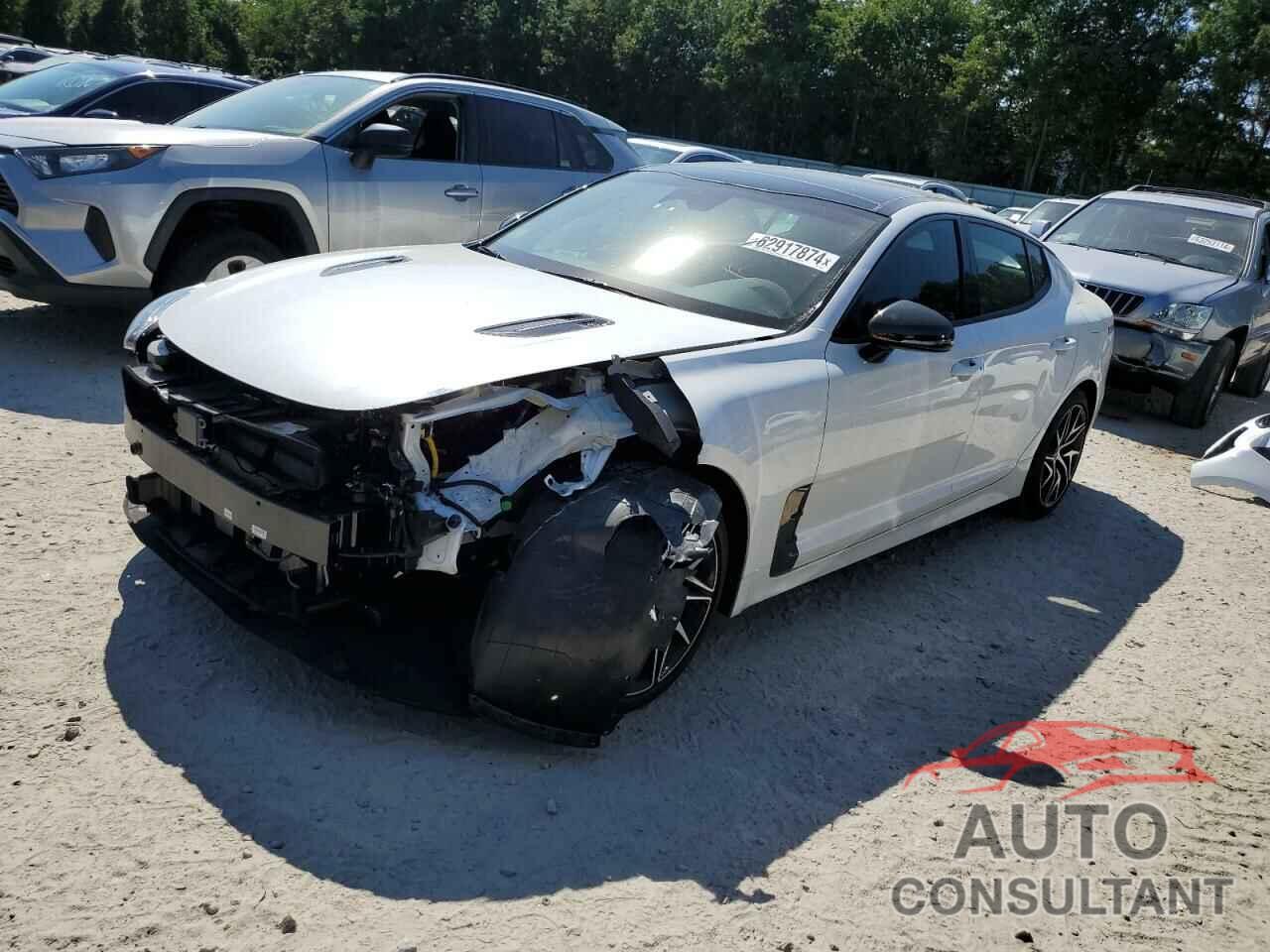 KIA STINGER 2023 - KNAE35LD9P6136222