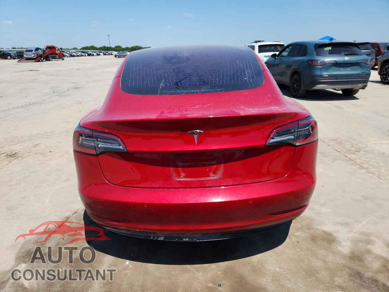 TESLA MODEL 3 2018 - 5YJ3E1EA5JF015439