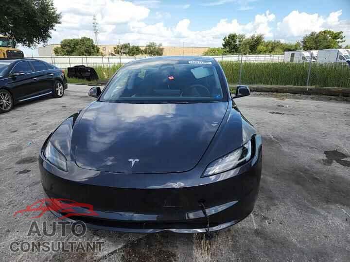 TESLA MODEL 3 2025 - 5YJ3E1EBXSF884130