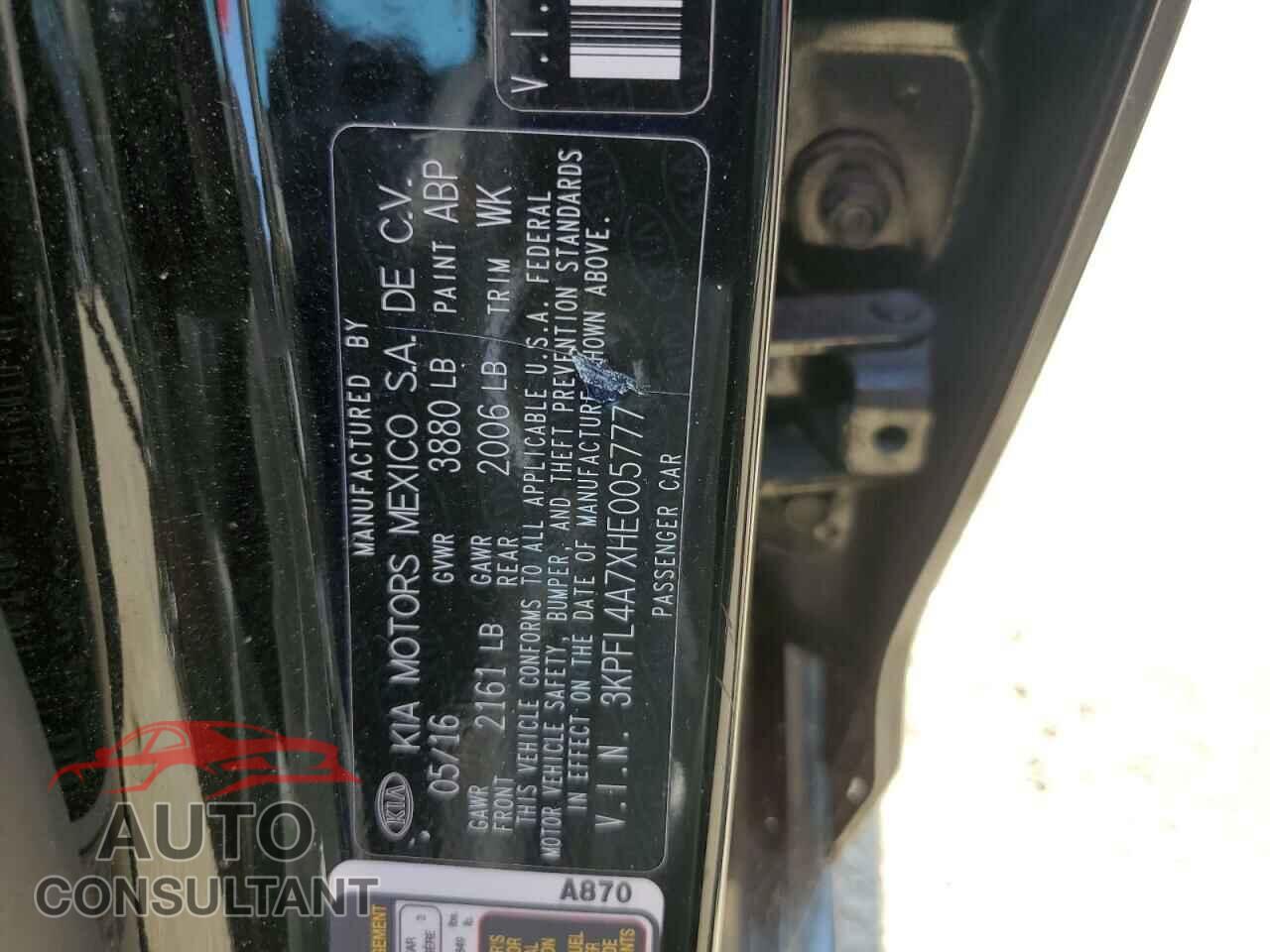 KIA FORTE 2017 - 3KPFL4A7XHE005777