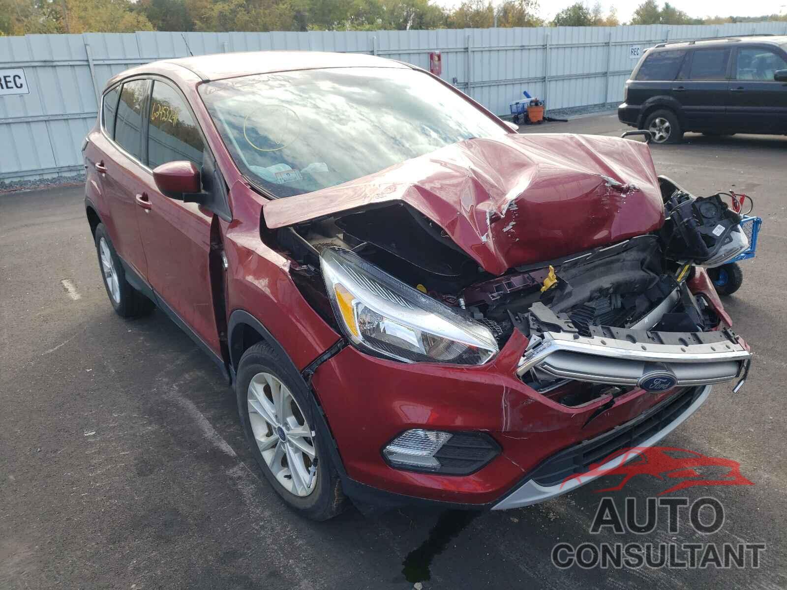 FORD ESCAPE 2017 - 1FMCU9GD3HUB47816