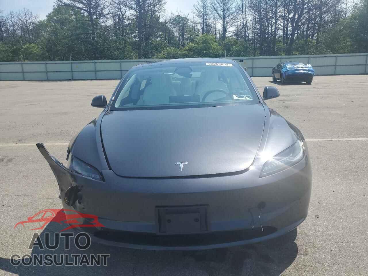 TESLA MODEL 3 2025 - 5YJ3E1EA2SF010622