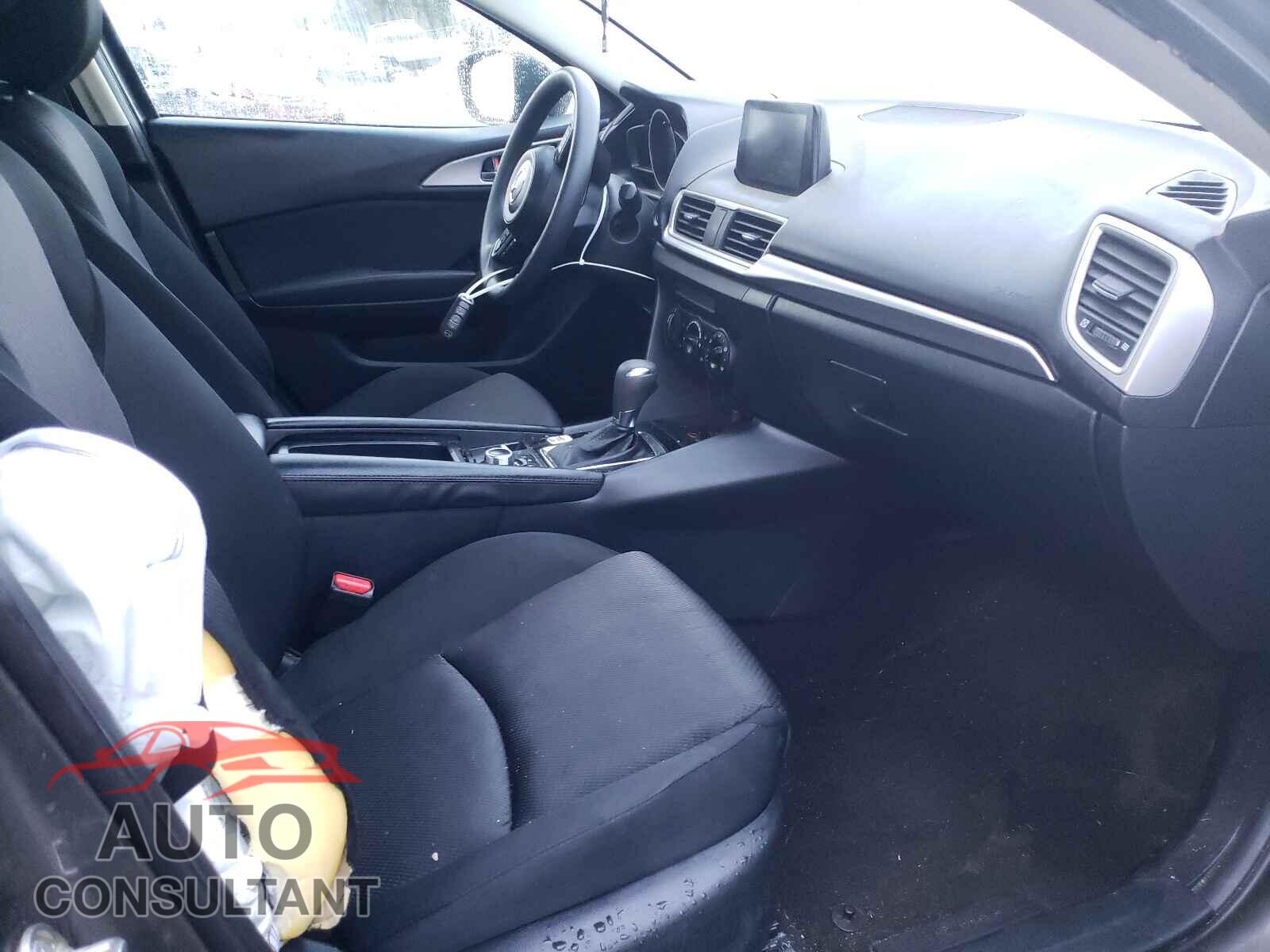 MAZDA 3 2017 - 3MZBN1U78HM115314