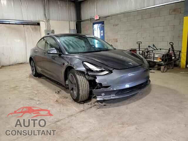 TESLA MODEL 3 2022 - 5YJ3E1EA8NF102239
