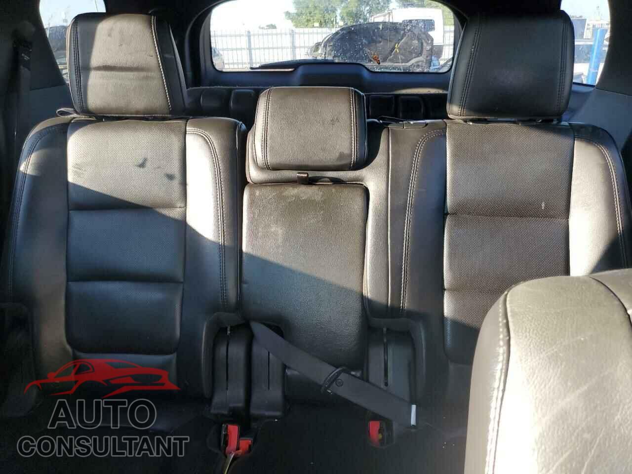 FORD EXPLORER 2013 - 1FM5K8F82DGA12221