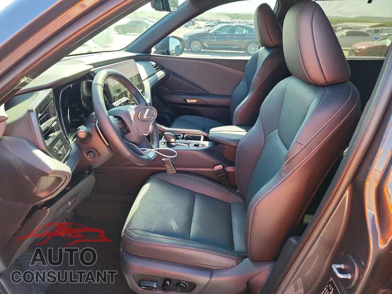 LEXUS UNKNOWN 2026 - 5TDAAAA69TS020792