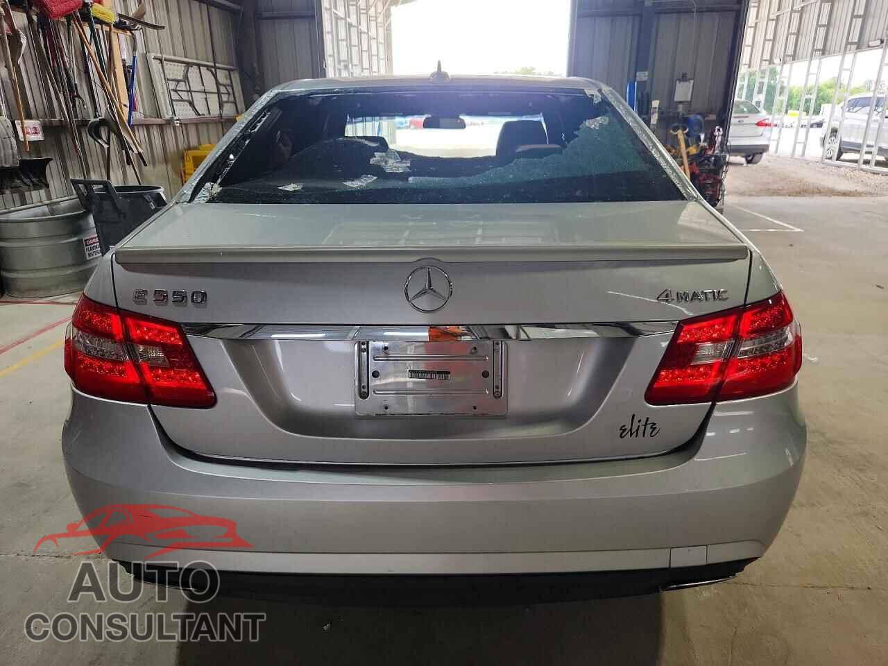 MERCEDES-BENZ E-CLASS 2012 - WDDHF9BB7CA545010