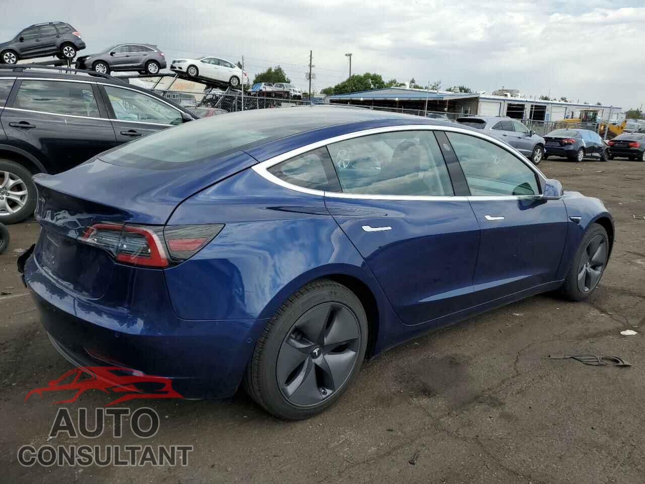 TESLA MODEL 3 2018 - 5YJ3E1EA1JF037339