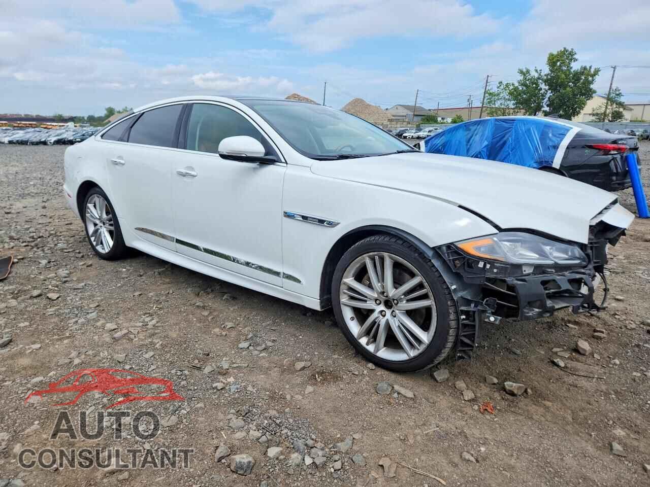 JAGUAR XJ 2018 - SAJWJ1CD9J8W14092