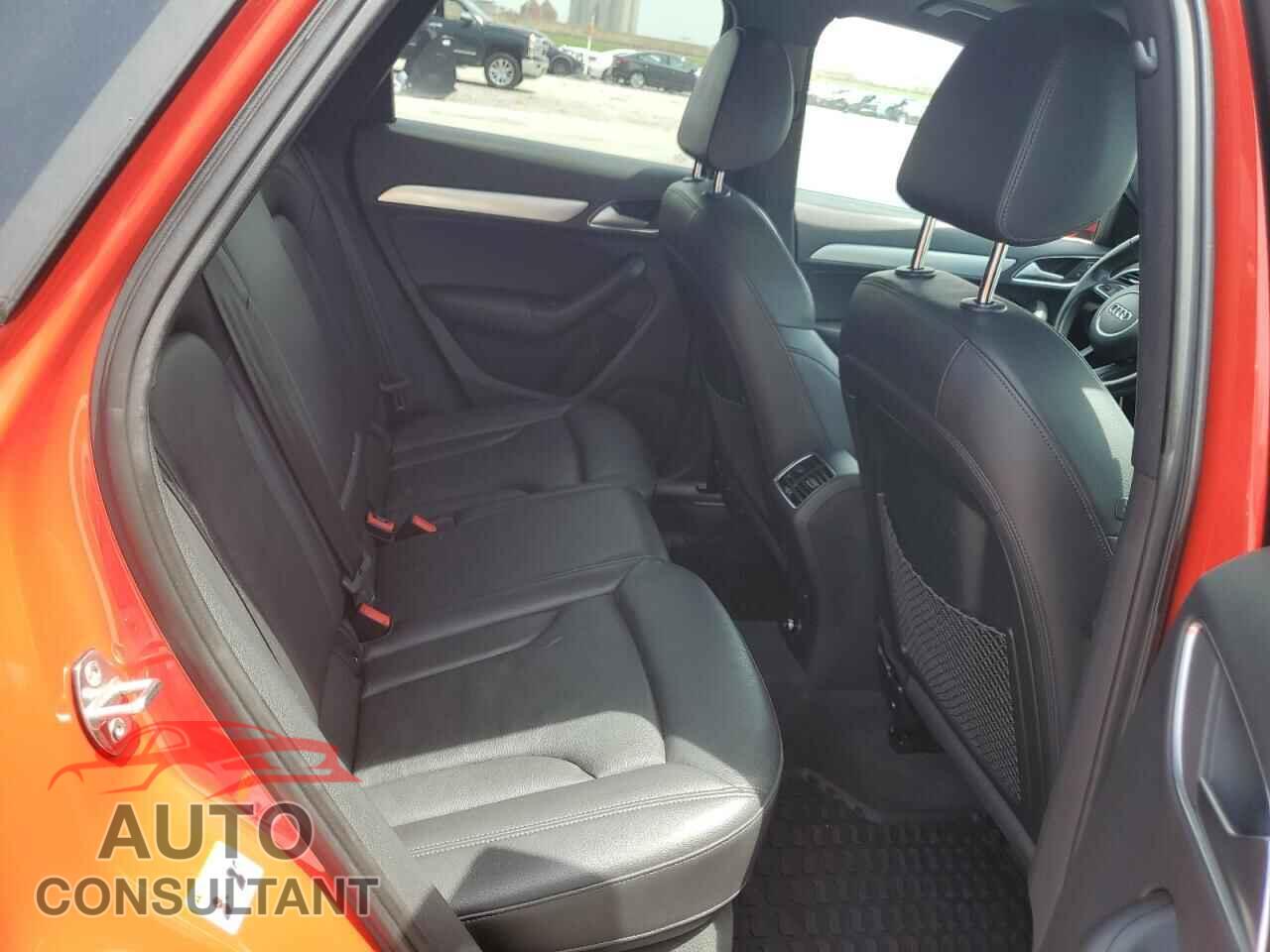 AUDI Q3 2018 - WA1BCCFS3JR003217