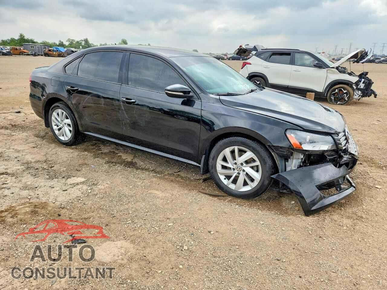 VOLKSWAGEN PASSAT 2012 - 1VWAP7A32CC004584