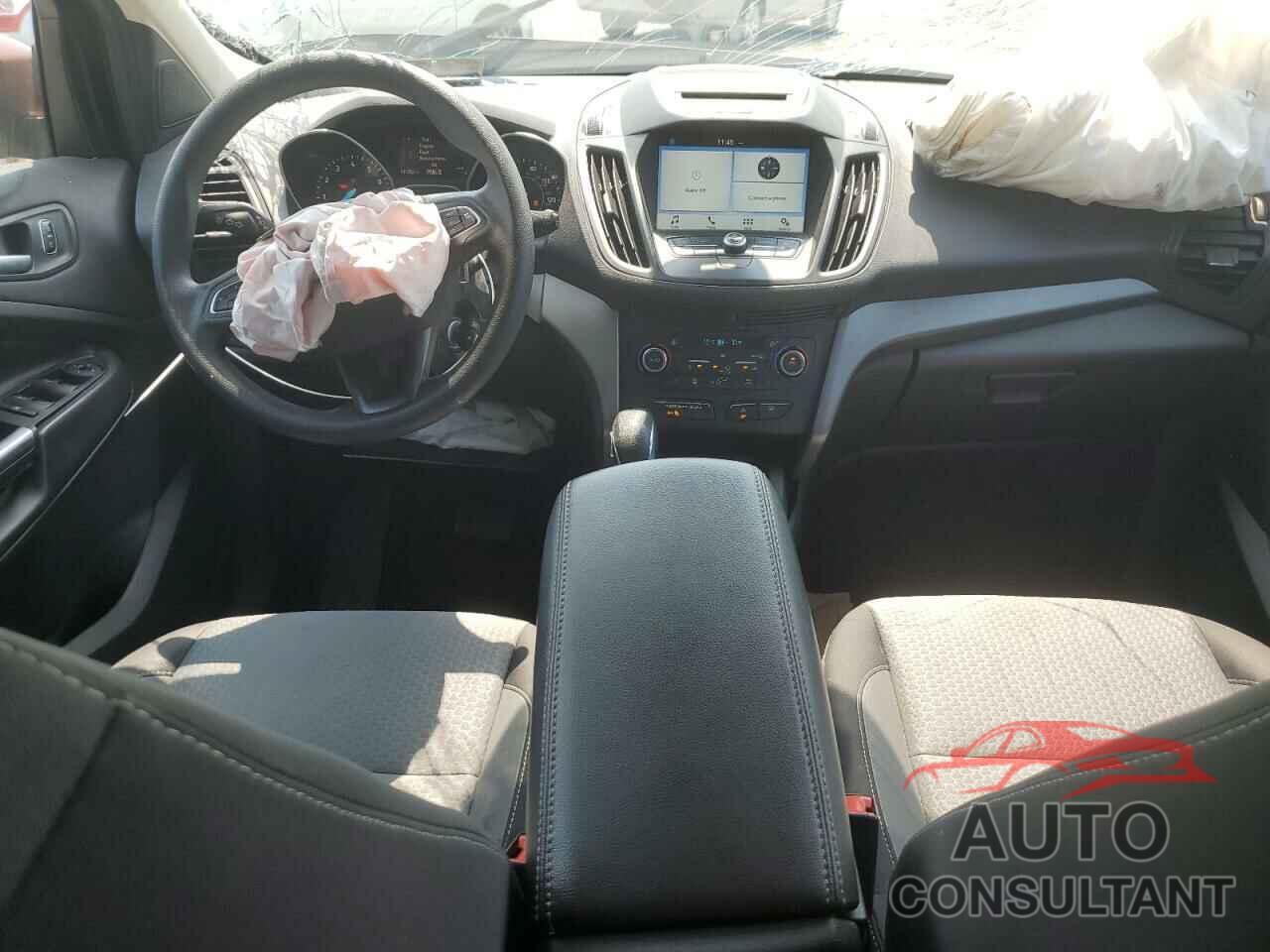 FORD ESCAPE 2018 - 1FMCU9GD7JUA15891