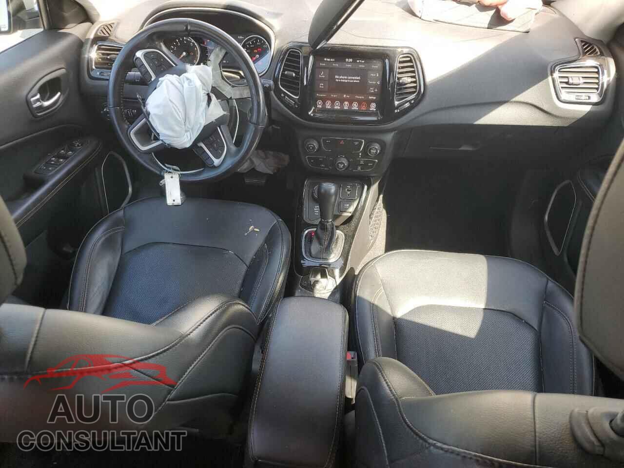 JEEP COMPASS 2020 - 3C4NJDCBXLT120225