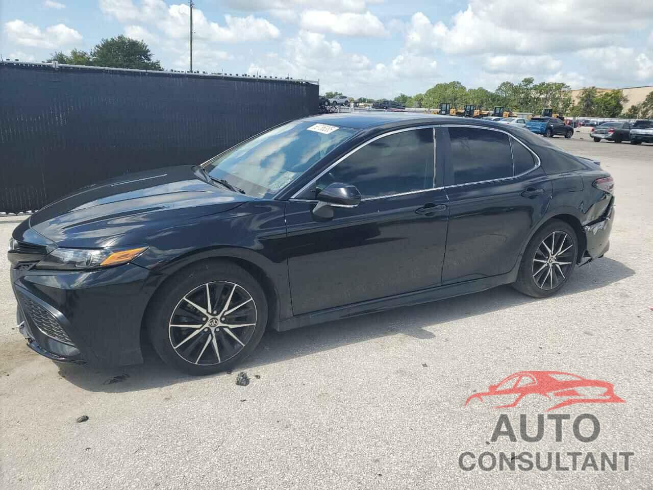 TOYOTA CAMRY 2023 - 4T1G11AK7PU757106