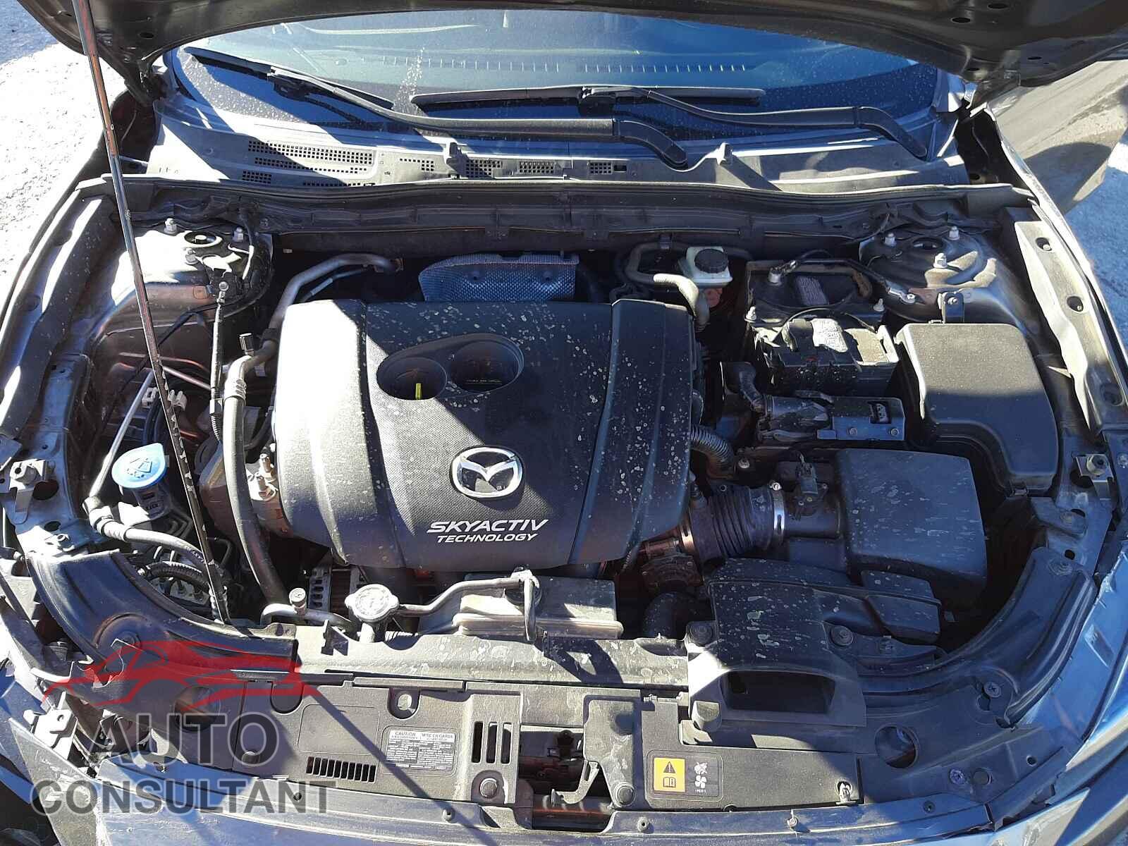 MAZDA 3 2017 - 3MZBN1V74HM121769